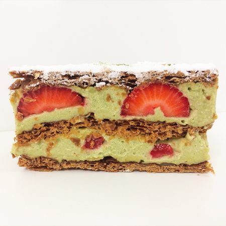 Millefeuille au thé vert mâcha & aux fraises