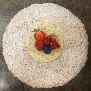 Tarte tropézienne aux fruits rouges